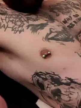 PIercingBoy38 online show from 12/31/24, 03:12