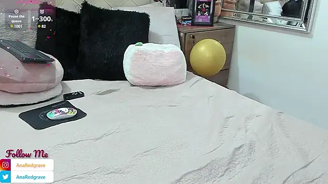 AnnaRedgrave online show from 12/03/24, 01:10