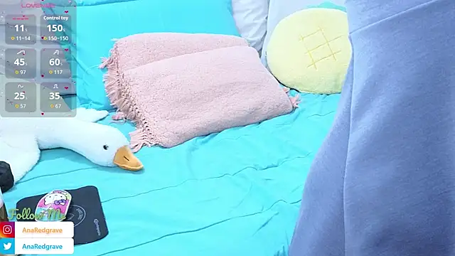 AnnaRedgrave online show from 09/26/25, 03:27