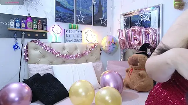 AnnaRedgrave online show from 11/26/25, 05:30