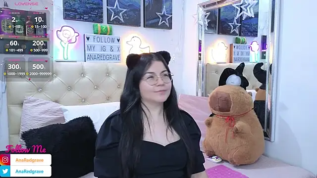 AnnaRedgrave online show from 12/05/25, 02:03