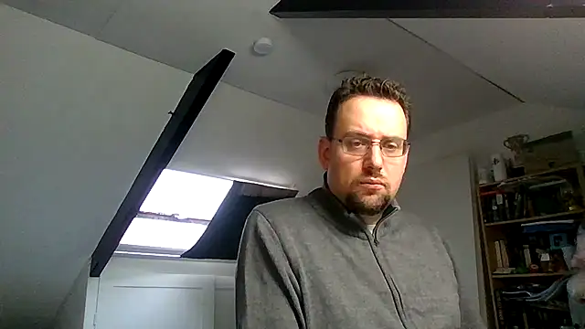 rdewaard81 online show from 10/08/25, 07:39