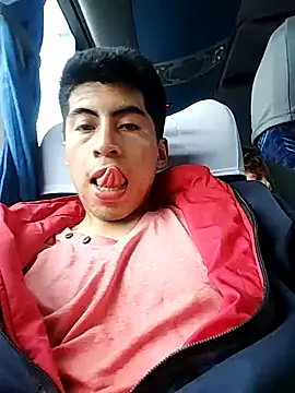 Snapshot of Alexander9827 chatting on 01/23/25, 03:11 Alexander9827 online show from 01/23/25, 03:11