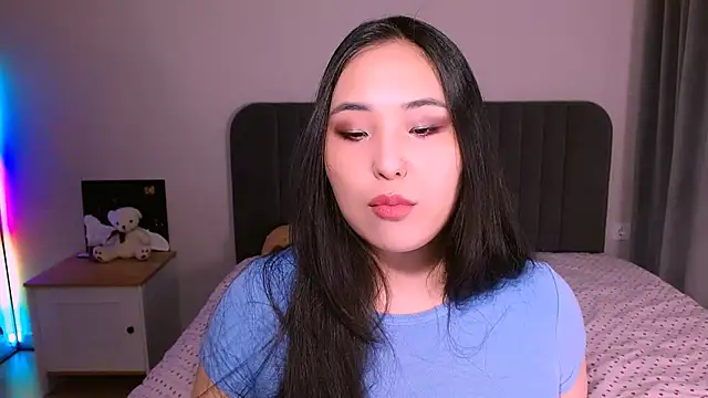 Snapshot of monabooty chatting on 01/30/25, 08:22 monabooty online show from 01/30/25, 08:22