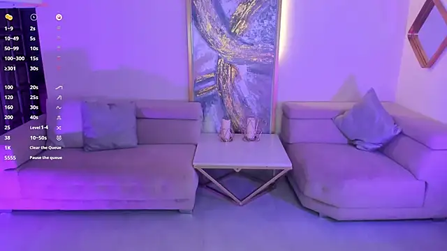 LizzHamilton   online show from 12/19/24, 05:51