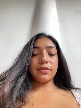 Bellafr online show from 12/24/24, 06:17