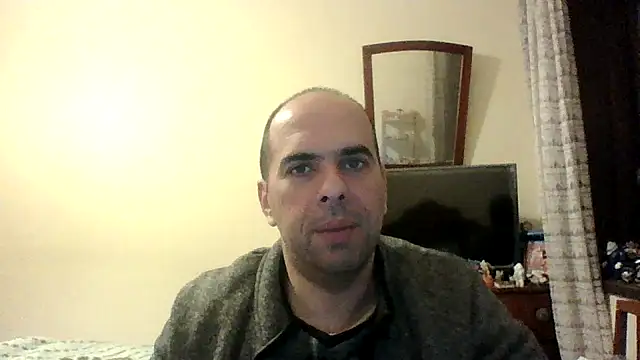 Snapshot of sstrasser chatting on 12/28/24, 01:18 sstrasser online show from 12/28/24, 01:18