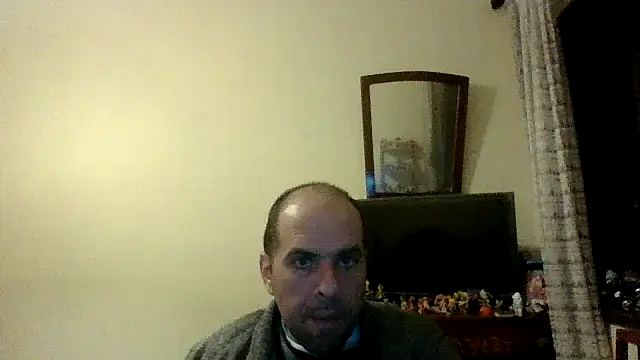 Snapshot of sstrasser chatting on 01/01/25, 11:07 sstrasser online show from 01/01/25, 11:07