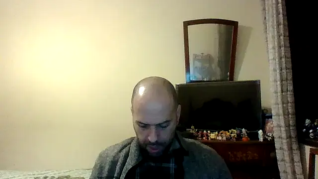 Snapshot of sstrasser chatting on 02/02/25, 01:02 sstrasser online show from 02/02/25, 01:02