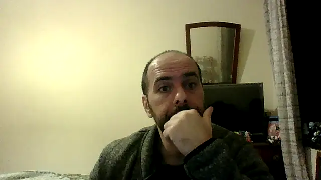 Snapshot of sstrasser chatting on 02/20/25, 01:03 sstrasser online show from 02/20/25, 01:03