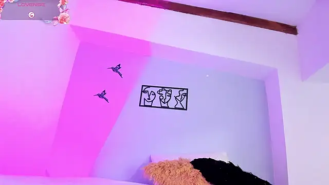 Laura Torres18 online show from 09/29/25, 11:31