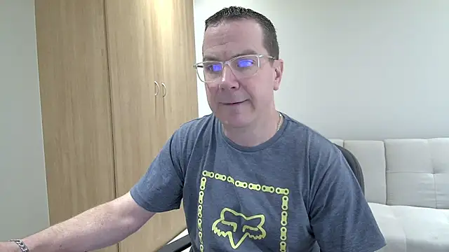 BrettJ81 online show from 09/27/25, 11:26