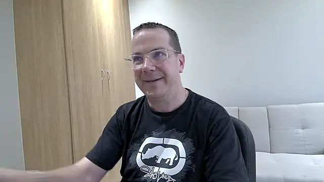 BrettJ81 online show from 10/13/25, 03:01