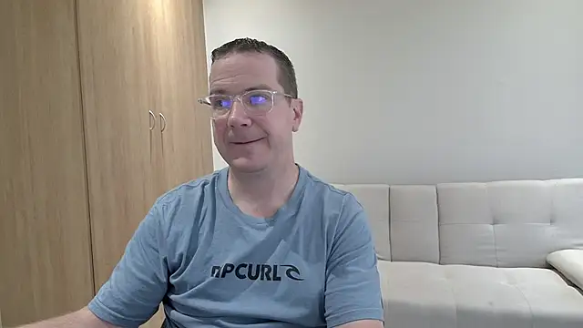 BrettJ81 online show from 11/26/25, 02:51