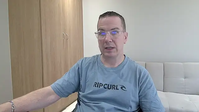 Snapshot of BrettJ81 chatting on 02/20/26, 02:28 BrettJ81 online show from 02/20/26, 02:28