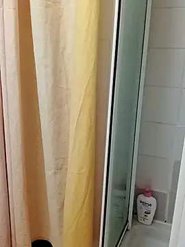 JOHANNA9MOI02 online show from 10/24/25, 07:32