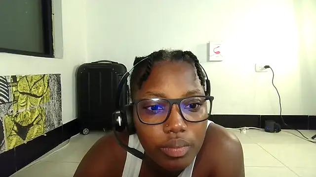 Snapshot of Ashaichious chatting on 11/06/25, 11:04 Ashaichious online show from 11/06/25, 11:04