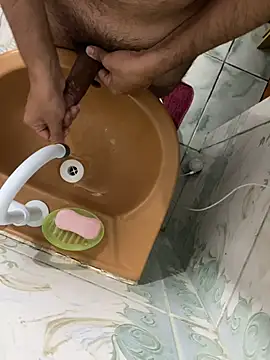 gui6789b online show from 11/08/25, 02:34