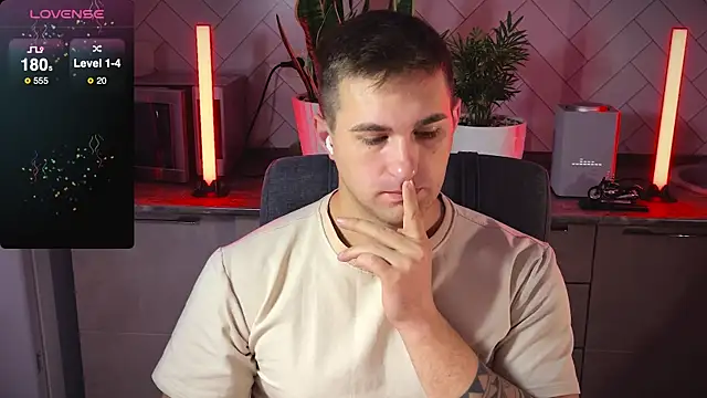 Sweeet  boy online show from 01/10/25, 07:25