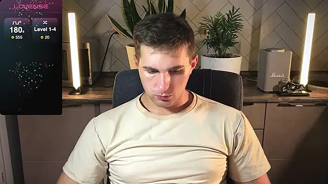 Sweeet  boy online show from 01/16/25, 08:57