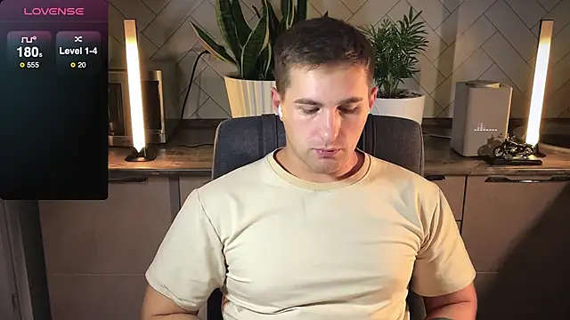 Sweeet  boy online show from 01/17/25, 12:53