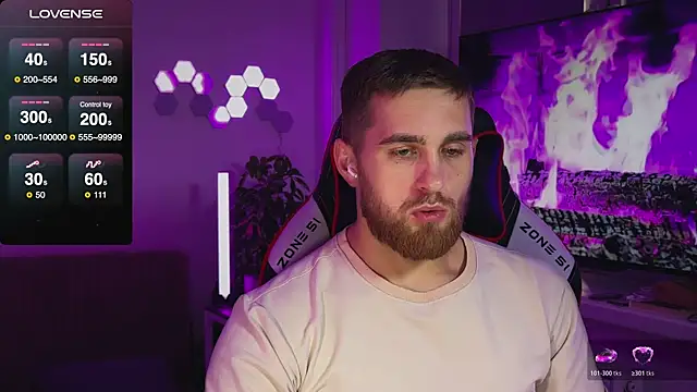 Snapshot of Sweeet__boy chatting on 11/25/25, 01:22 Sweeet boy online show from 11/25/25, 01:22