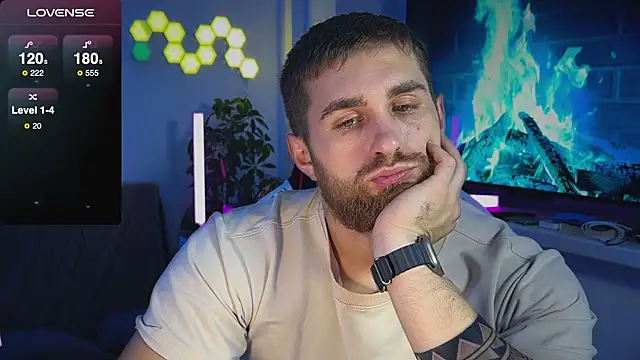 Snapshot of Sweeet__boy chatting on 12/04/25, 02:59 Sweeet boy online show from 12/04/25, 02:59