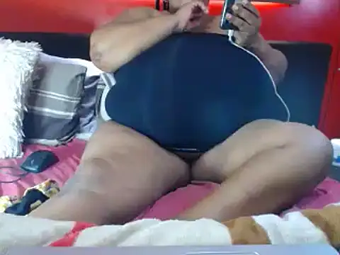 Snapshot of CandyBoobsXx chatting on 12/29/24, 12:23 CandyBoobsXx online show from 12/29/24, 12:23