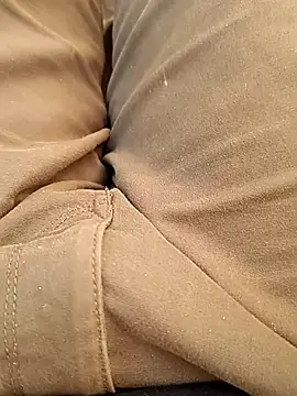 u wan me online show from 11/21/25, 05:39