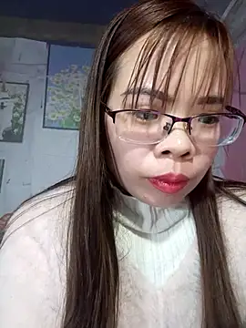   Mai-love19   online show from 02/06/25, 08:50