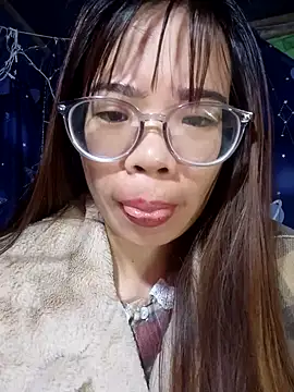   Mai-love19   online show from 11/21/25, 11:03