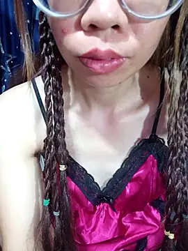   Mai-love19   online show from 07/04/26, 11:44