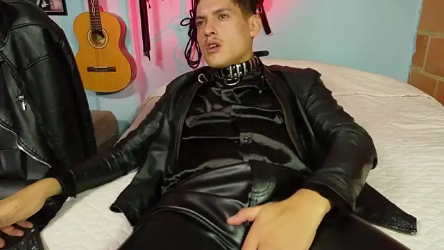 dom2travelersss online show from 05/11/26, 02:45