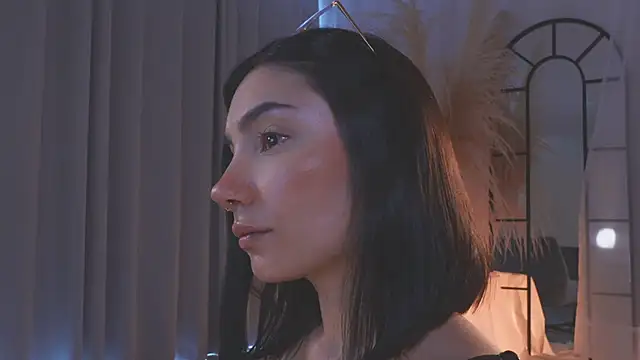 AmyArmstrong online show from 11/06/25, 08:43