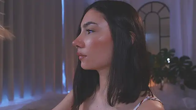 AmyArmstrong online show from 11/15/25, 08:38