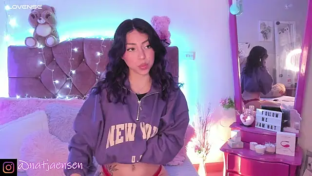 natalie jaensen online show from 12/12/24, 11:14