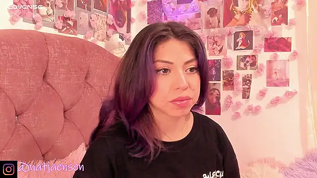 natalie jaensen online show from 12/30/24, 12:32