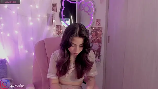 natalie jaensen online show from 10/17/25, 09:28