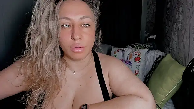 CumOnMy Tits online show from 03/17/26, 01:54