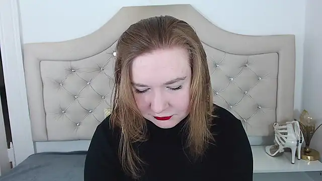 LaraDream online show from 01/21/25, 09:04