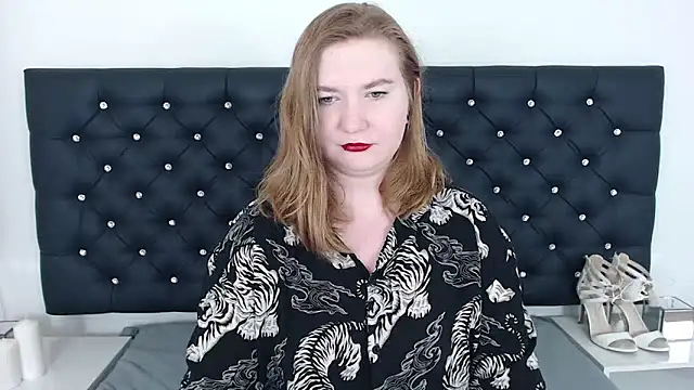 LaraDream online show from 02/26/25, 08:33