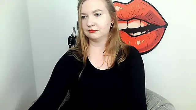 LaraDream online show from 09/09/25, 04:28