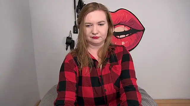 Snapshot of LaraDream chatting on 11/04/25, 04:50 LaraDream online show from 11/04/25, 04:50