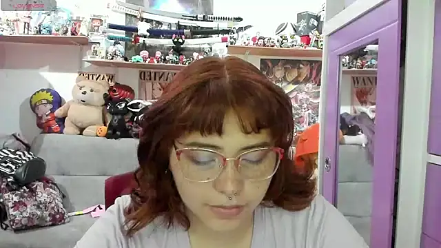 Snapshot of soficammy chatting on 12/02/24, 09:06 soficammy online show from 12/02/24, 09:06