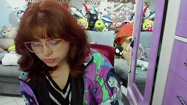Snapshot of soficammy chatting on 02/26/25, 01:11 soficammy online show from 02/26/25, 01:11