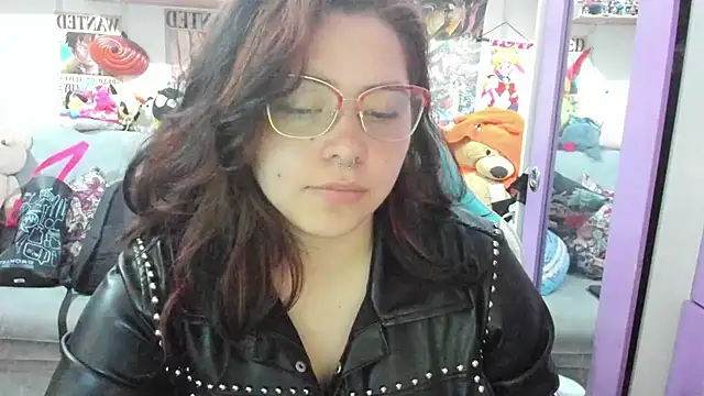 Snapshot of soficammy chatting on 09/22/25, 08:33 soficammy online show from 09/22/25, 08:33