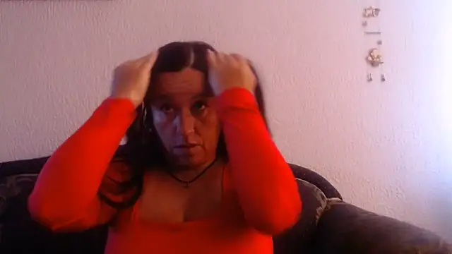 Snapshot of valeriapinter chatting on 06/12/26, 12:48 valeriapinter online show from 06/12/26, 12:48