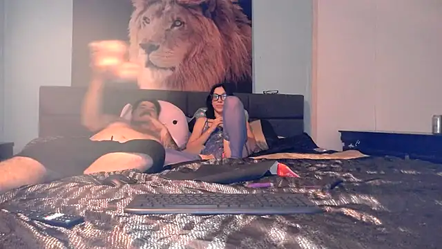 Snapshot of ZANDUNE chatting on 11/07/25, 01:05 ZANDUNE online show from 11/07/25, 01:05