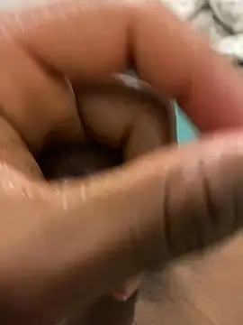 whose17 online show from 12/11/24, 07:09