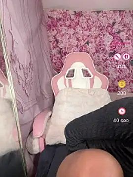 mismialove online show from 05/24/26, 01:38